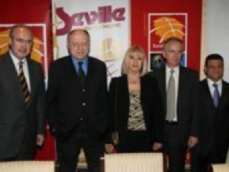 La delegación sevillana concluye el viaje promocional de la sede del Eurobasket a Letonia y Croacia