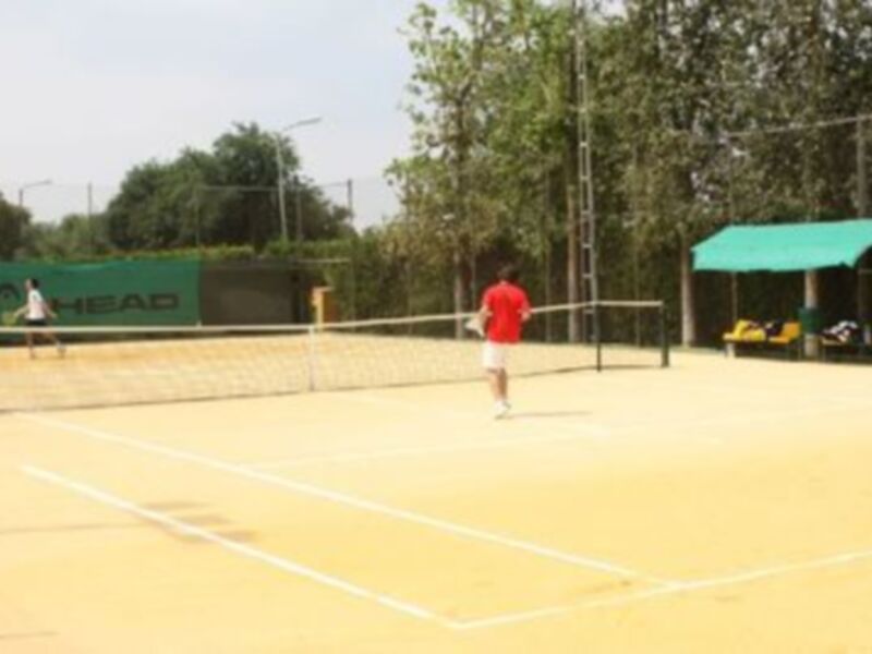 El Open de Sevilla Memorial Ricardo Villena alcanza los cuartos de final en el Club Náutico