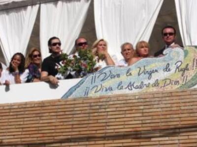 Ortega cano con sus hijos y la familia Mohedano cumplió su promesa con la Virgen de Regla y recordó a Rocio Jurado