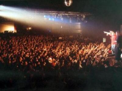 Arcángel actuará en Mairena del Aljarafe en la previa del Día de Andalucía en un mes de teatro y música