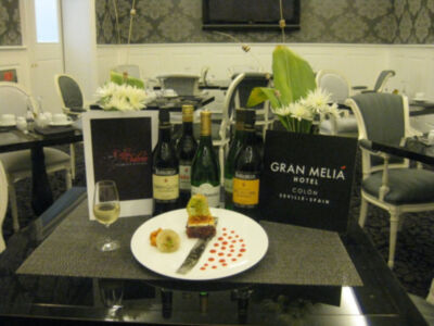 Cena con cata y flamenco de la Bienal 