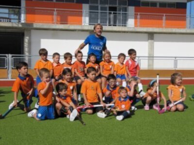 EL CLUB DE HOCKEY SAN FERNANDO HACE SU PRESENTACIÓN PARA LA TEMPORADA 2010-2011