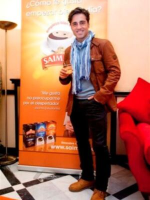 David Bustamente imagen de Saimaza