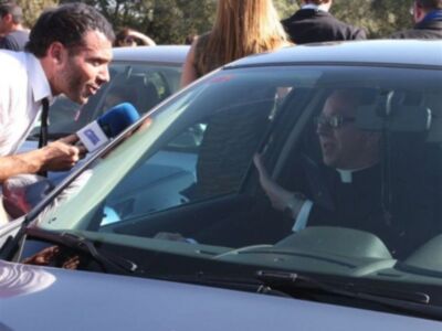 Rocío Carrasco con Fidel Albiac, espectacular en la boda de su prima Rosario