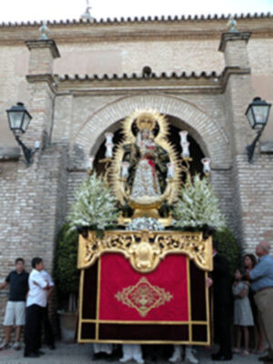 El Corpus de Saltera (Sevilla), procesiona desde el Siglo XVII el 15 de Agosto