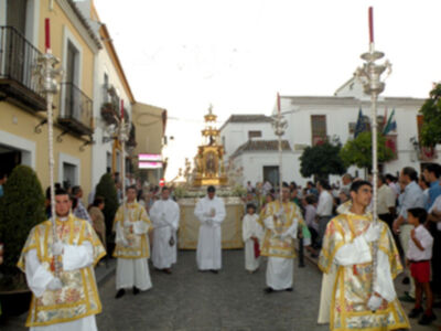 El Corpus de Saltera (Sevilla), procesiona desde el Siglo XVII el 15 de Agosto