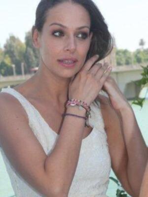 Eva González acudirá a la boda de la Duquesa de Alba