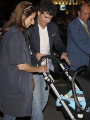 Monserrat obligada a usar silla de ruedas por una caída