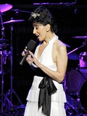 Luz Casal triunfa en Sevilla