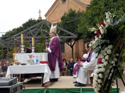 El arzobispo de Sevilla presidio la misa del día de los Difuntos