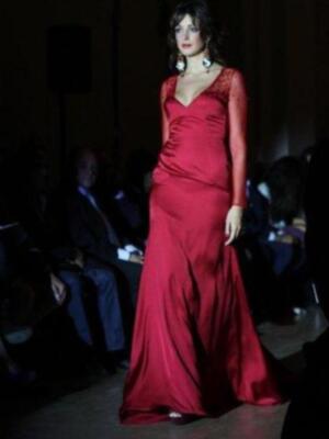 Noelia López regresa a Sevilla y aclara su relación con Guti