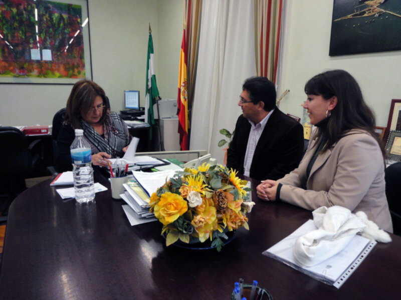 La delegada provincial de Educación se compromete con el alcalde a estudiar la segunda fase de Argonautas y visitar sus instalaciones el 27 de diciembre(Chipiona) 