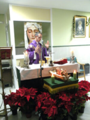 Santa Misa de Navidad, en la Residencia de Mayores, asistida, Virgen de las Angustias de Alcalá del Río.
