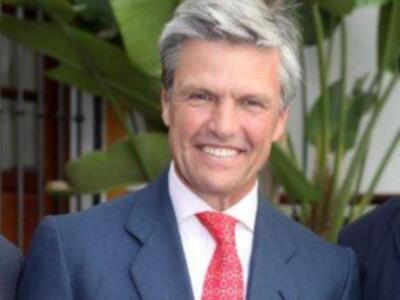 Espartaco feliz al año de su divorcio