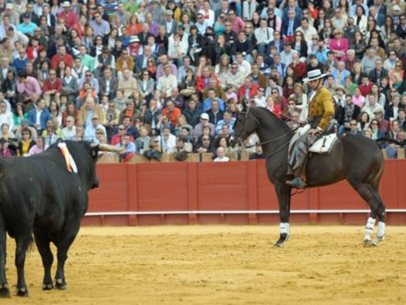 El presidente y el rejón de muerte le niegan el triunfo