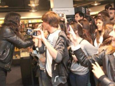 Mario Vaquerizo en Fnac Sevilla