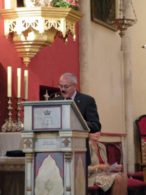 Provincia.El Profesor e Historiador D. Manuel Morales Morales, pronuncio una disertación, sobre el canto de la Sentencia de Pilatos en la Hermandad de Jesús Nazareno de Alcalá del Río.