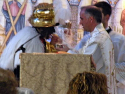 Sevilla. Misa del día de Reyes en la parroquia de Sta. María de las Flores de Sevilla.