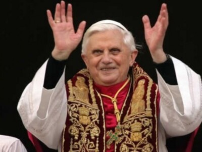 ¡Benedicto XVI! Impecable la renuncia del Papa que va a cumplir 86 años, por Javier de Montini