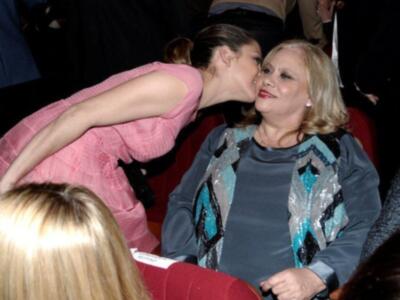 Carmina Barrios, 59 años, la madre de Paco y María León, candidata a la mejor actriz revelación  recibió el premio ASECAM de los críticos de Andalucía