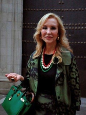 Carmen Lomana en la Semana Santa sevillana