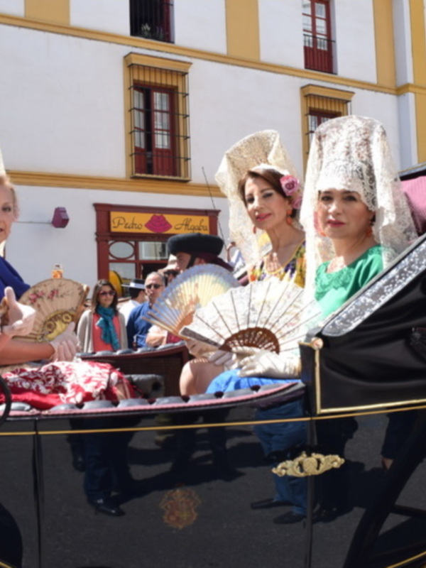 XXXI Exhibición de Enganches, en la apertura de la Feria de Abril.