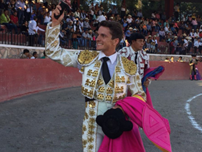 Lama de Góngora, oreja tras importante faena en San Luis