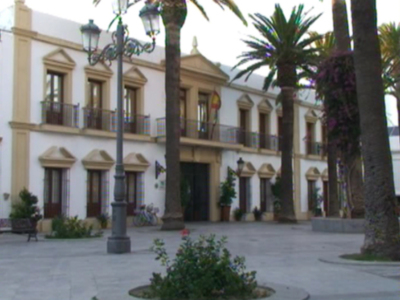 El pleno ordinario de hoy debatirá si declara urgente y de interés público las obras de regeneración de la zona tradicional cultural e histórica