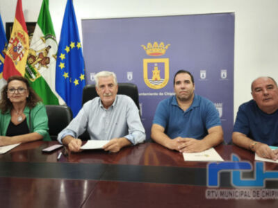 Firmados los convenios de las subvenciones municipales a la asociación de Belenistas, AGRUCA y Hermandad del Rocío