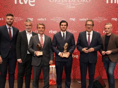 Morante de la Puebla y Victorino Martín recogen la Oreja y Hierro de Oro 2025 de RNE
