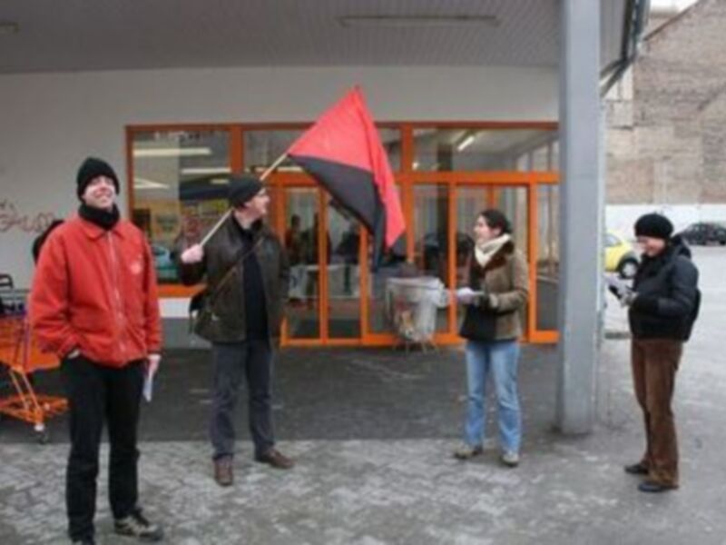 El despido de una trabajadora en Sevilla de la CNT desencadena en diez días unas veinte protestas en Alemania
