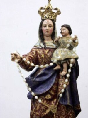El ayuntamiento de Cádiz regala a la Infanta Doña Leonor una imagen de la Virgen del Rosario