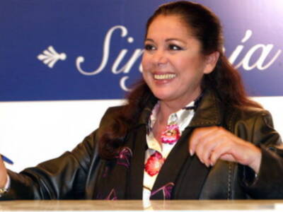 Isabel Pantoja ha sido estafada por el Forum Filatélico