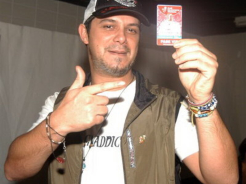 Alejandro Sanz canta el sabado en Villaluenga del Rosario , Cadiz