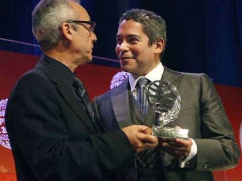 Juan José Millás gana el Planeta de Novela y Boris Izaguirre resulta finalista.