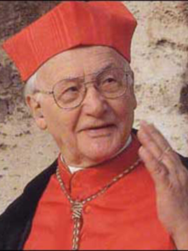 Ha fallecido el Cardenal Stickler, SDB tenía 97 años de edad, fue archivero y bibliotecario emérito de Santa Iglesia de Roma.