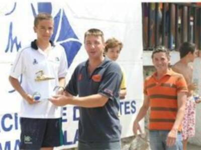 DOBLE MEDALLA DE PLATA EN NATACION PARA JESUS PALACIOS EN EL CAMPEONATO DE ANDALUCIA ALEVIN