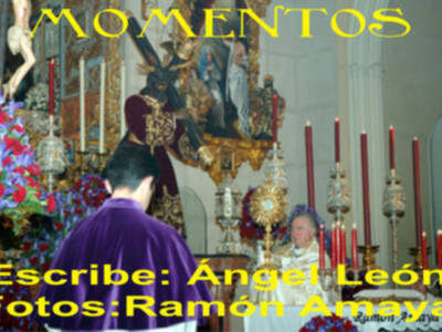 Momentos: El Stmo. Sacramento bendijo a todos los asistentes en la Solemne Procesión Claustral en la Hdad. Sacramental Los Gitanos.