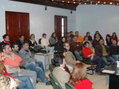 Mancomunidad del Bajo Guadalquivir paga 152.000 euros a 48 jóvenes emprendedores