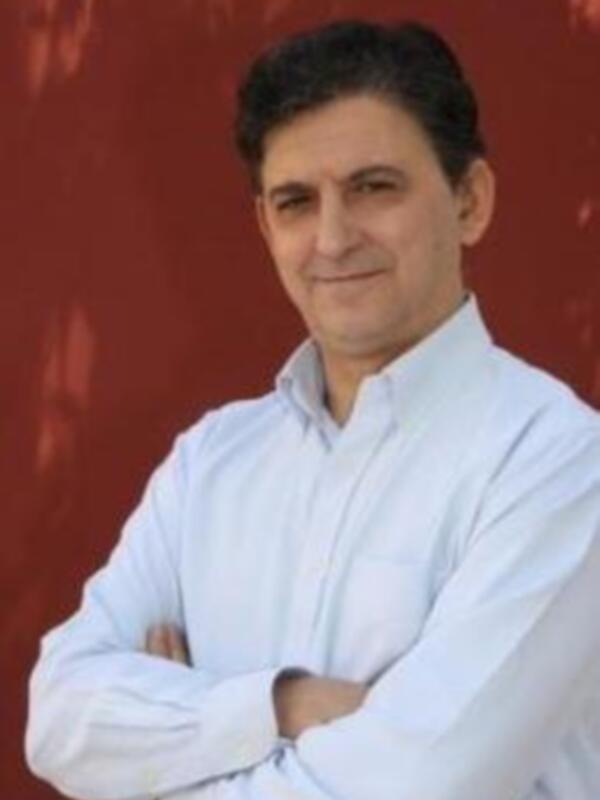 Paco Gallardo coloquio y firma de su novela El rock de la calle feria el sábado 23 en la Feria del libro de Sevilla