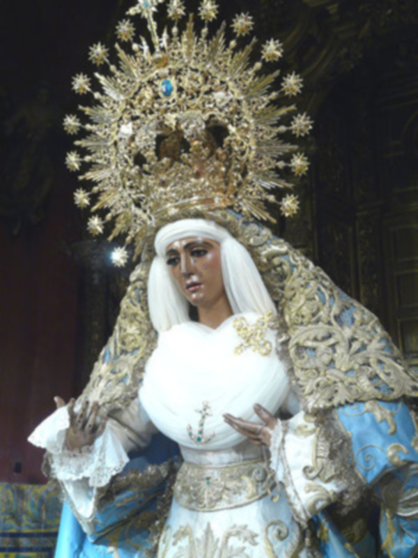 La Hermandad Esperanza de Triana celebrará su coronación por las calles de Sevilla