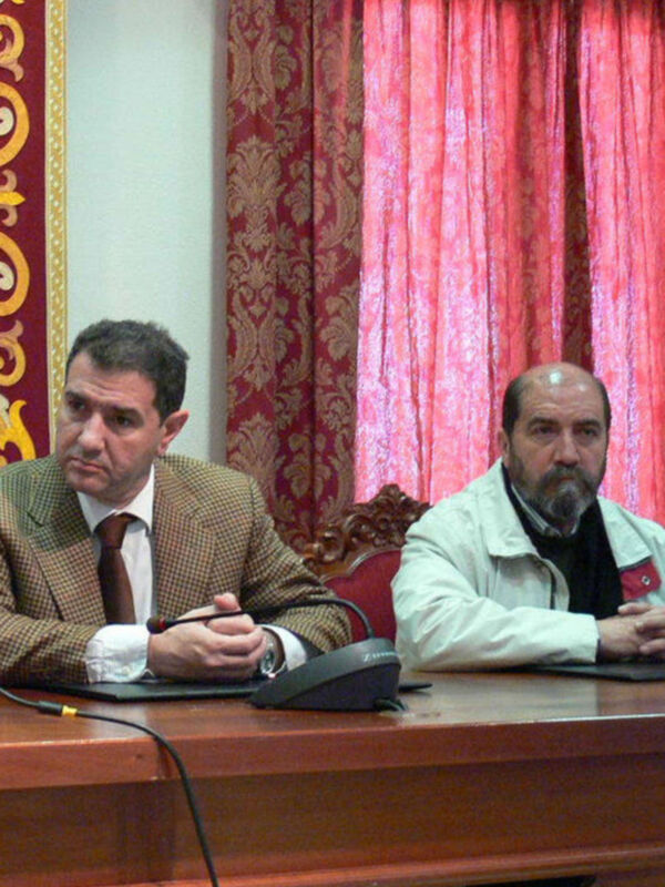 El alcalde de Chipiona no se persona al acto de conciliación y le anuncian 5 querellas