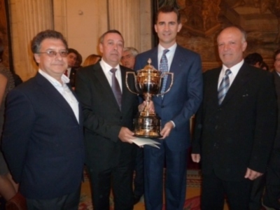 La Universidad de Cádiz recibe el Premio Nacional del Deporte Trofeo Joaquín Blume