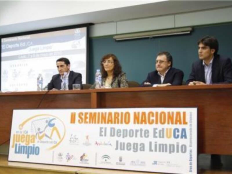 Finaliza con éxito la segunda edición del Seminario Nacional El deporte edUCA, Juega Limpio