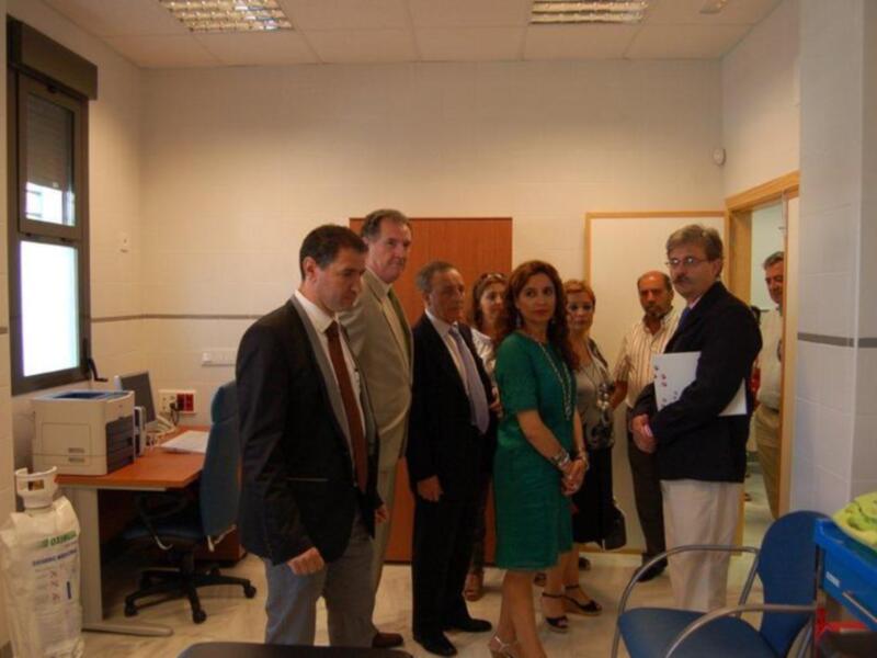 Usuarios cuentan con el nuevo centro de salud Sor María Luisa Montañés que repartirá la asistencia sanitaria con Tolosa Latour(Chipiona)