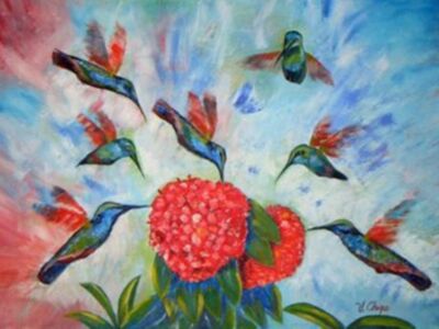 Pintura colorida de colibríes volando alrededor de una flor roja.