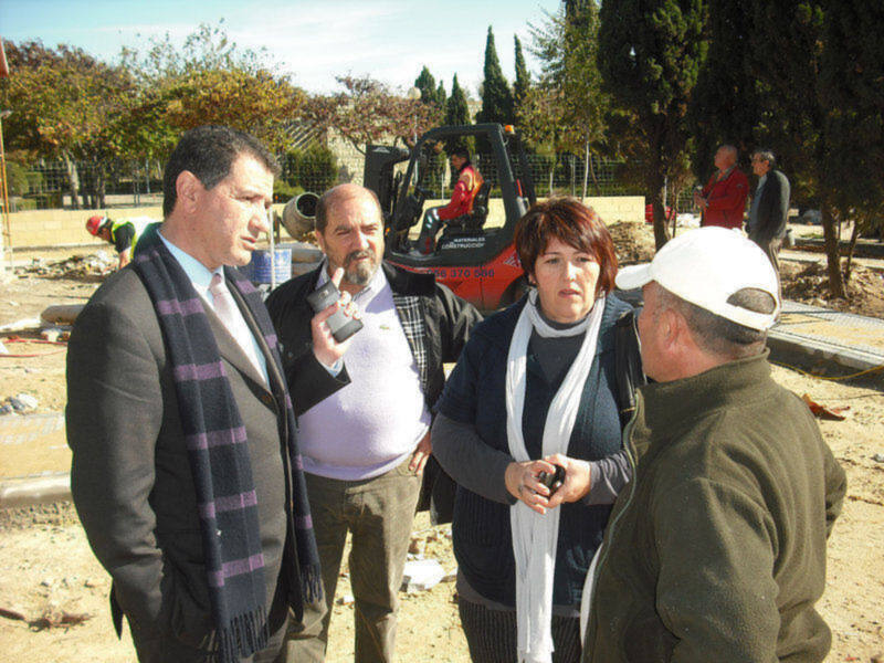 Visitan las obras del parque de educación vial de Chipiona