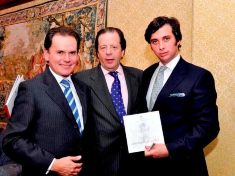 Presentado en Quito el nuevo libro del escritor sevillano Rafael Peralta Revuelta