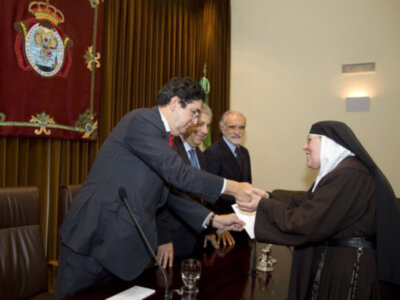 La Fundación Villacieros entregó becas y ayudas a instituciones benéficas por más de 60.000 euros