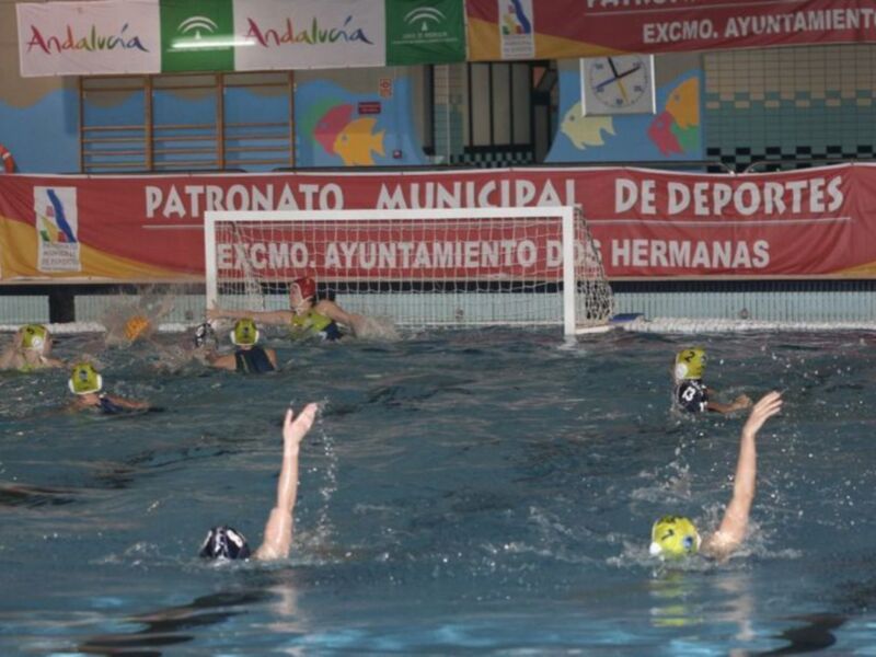 El C.W. Dos Hermanas-EMASESA paga la novatada ante el intocable C.N. Sabadell Astralpool